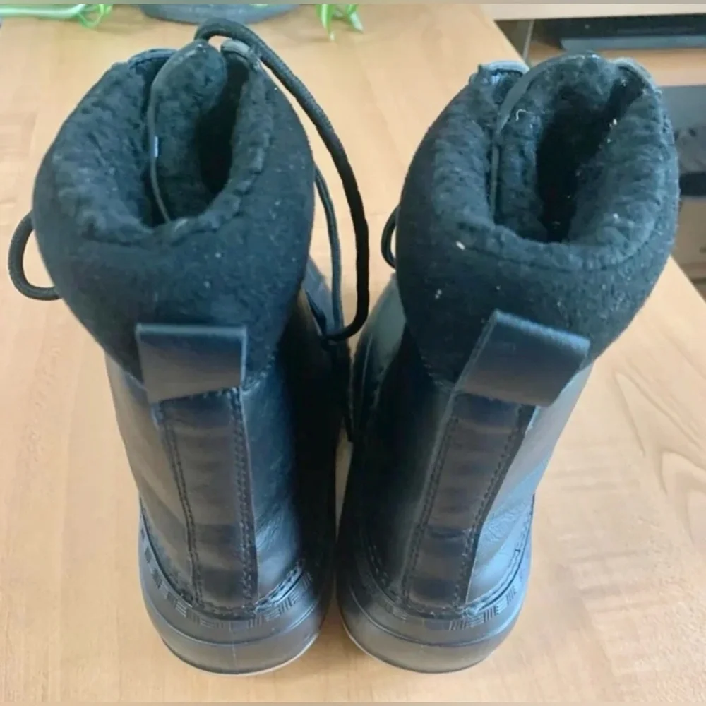 New Justfab woman’s duck boots size 8 1/2 shoes